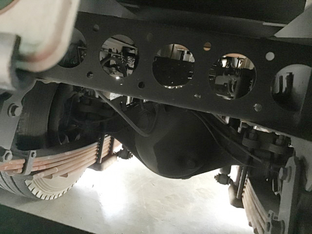 いすゞエルフ平ボディ小型（2t・3t）[写真11]