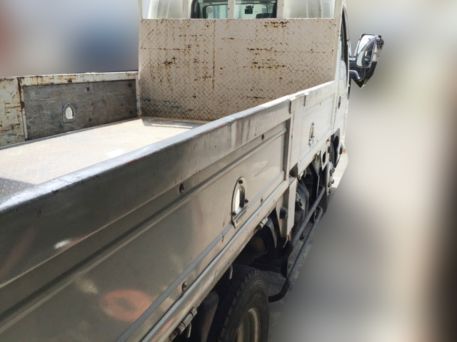 いすゞエルフ平ボディ小型（2t・3t）[写真02]