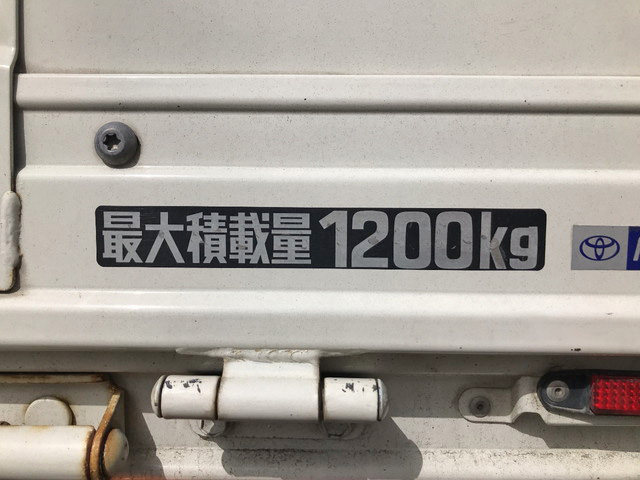 トヨタトヨエースダブルキャブ（Wキャブ）小型（2t・3t）[写真16]