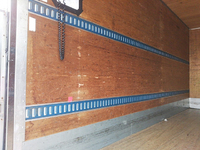 三菱ふそうキャンターパネルバン小型（2t・3t）[写真16]