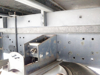 三菱ふそうキャンターパネルバン小型（2t・3t）[写真23]