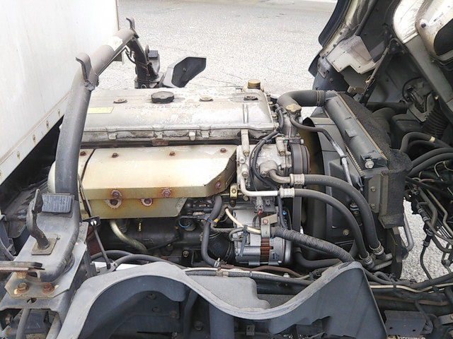 三菱ふそうキャンターパネルバン小型（2t・3t）[写真26]