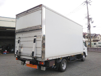 三菱ふそうキャンターパネルバン小型（2t・3t）[写真02]