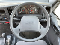 いすゞエルフアルミバン小型（2t・3t）[写真35]