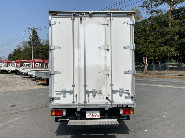 いすゞエルフアルミバン小型（2t・3t）[写真09]