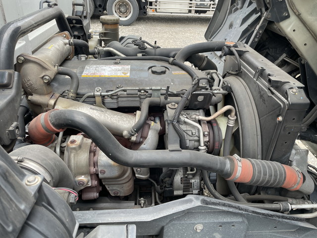 いすゞフォワードアルミウイング中型（4t）[写真23]