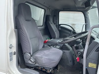 いすゞフォワードアルミウイング中型（4t）[写真27]