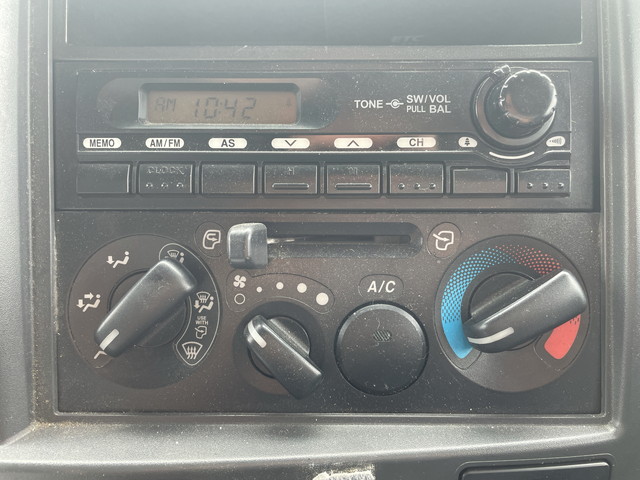 いすゞフォワードアルミウイング中型（4t）[写真35]