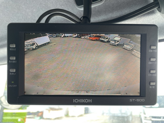 いすゞフォワードアルミウイング中型（4t）[写真37]