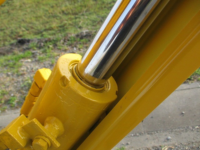 コマツミニユンボ（ミニバックホー）[写真16]