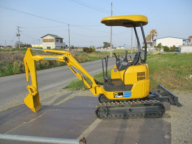 コマツミニユンボ（ミニバックホー）[写真02]