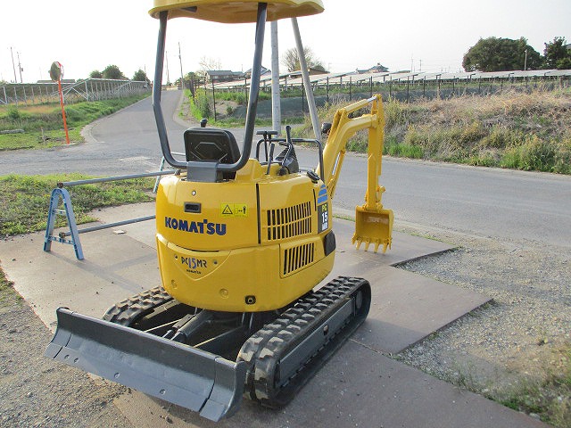 コマツミニユンボ（ミニバックホー）[写真05]