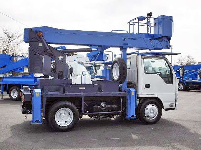 いすゞエルフ高所作業車小型（2t・3t）[写真04]