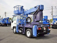 いすゞエルフ高所作業車小型（2t・3t）[写真05]