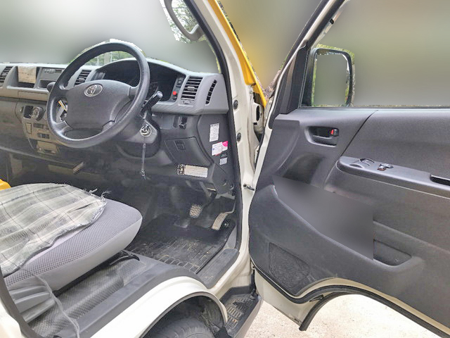 トヨタハイエース園児バス[写真12]