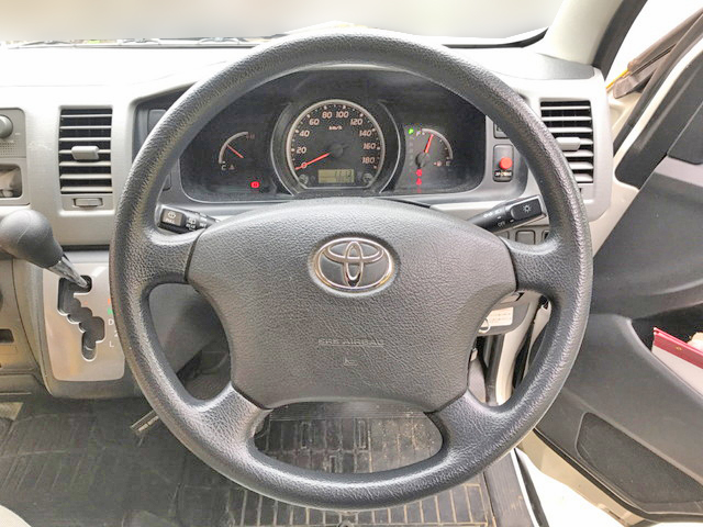 トヨタハイエース園児バス[写真16]