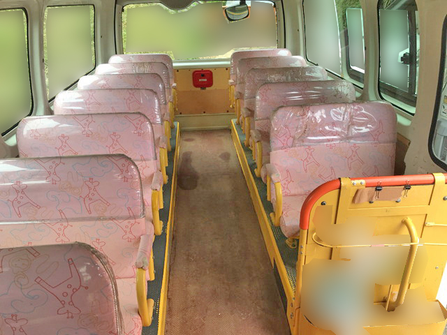 トヨタハイエース園児バス[写真09]