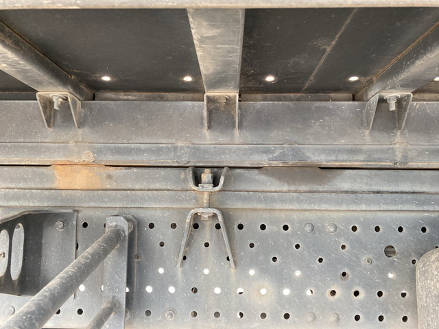 いすゞエルフセーフティローダー小型（2t・3t）[写真24]