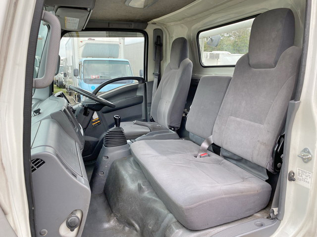 いすゞエルフセーフティローダー小型（2t・3t）[写真32]