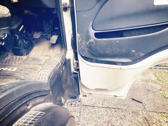 日野レンジャークレーン3段中型（4t）[写真26]