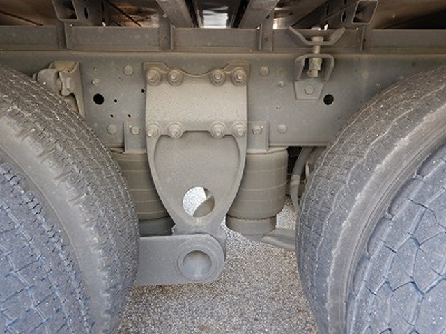 日野プロフィアアルミウイング大型（10t）[写真05]