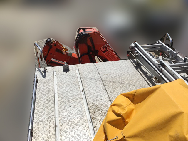 三菱ふそうファイター消防車中型（4t）[写真07]