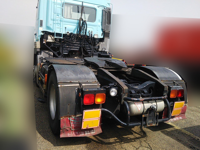 日野プロフィアトレーラーヘッド（トラクターヘッド）大型（10t）[写真04]