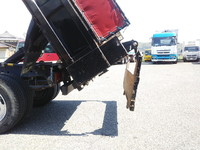 いすゞエルフダンプ小型（2t・3t）[写真13]