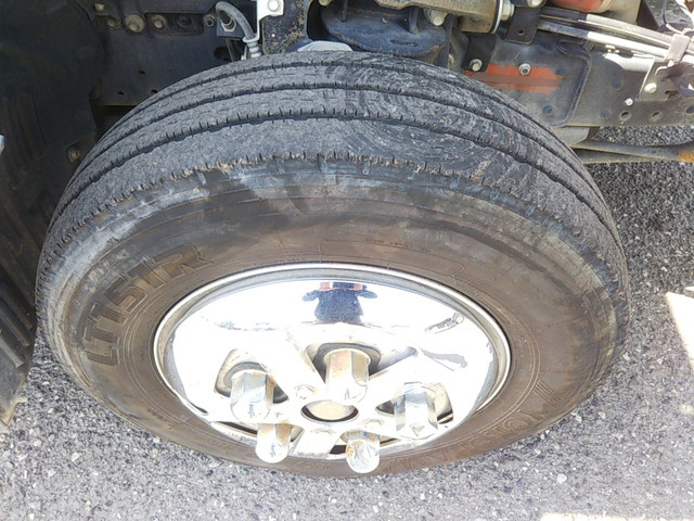 いすゞエルフダンプ小型（2t・3t）[写真23]