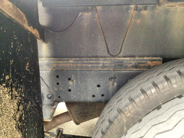 いすゞエルフ高所作業車小型（2t・3t）[写真17]