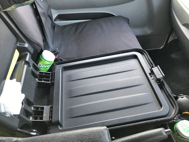 三菱ふそうキャンター平ボディ小型（2t・3t）[写真15]