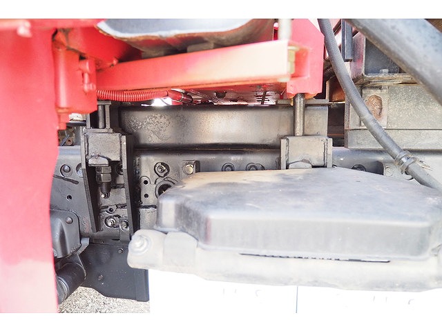 三菱ふそうキャンタークレーン5段小型（2t・3t）[写真20]