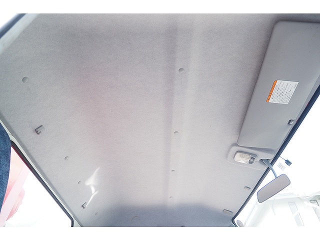 三菱ふそうキャンタークレーン5段小型（2t・3t）[写真32]