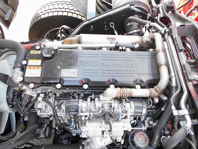 三菱ふそうファイターセルフクレーン4段増トン（6t・8t）[写真25]