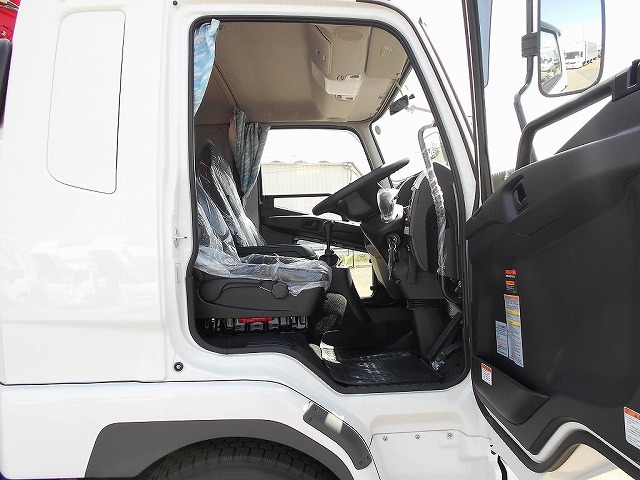 三菱ふそうファイターセルフクレーン4段増トン（6t・8t）[写真27]