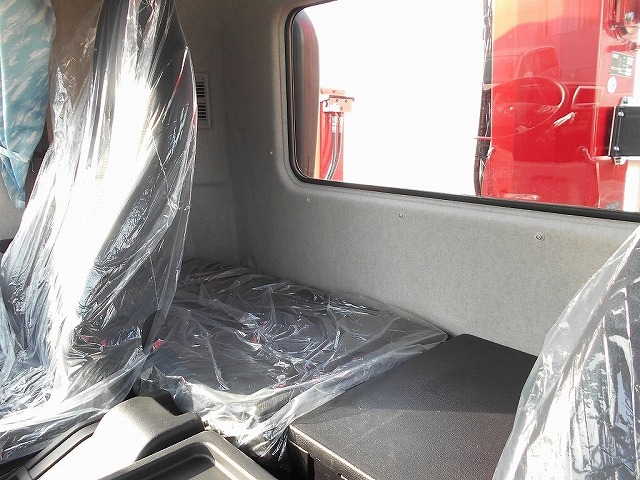 三菱ふそうファイターセルフクレーン4段増トン（6t・8t）[写真32]