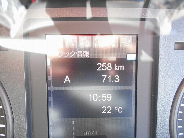 三菱ふそうファイターセルフクレーン4段増トン（6t・8t）[写真40]