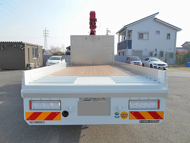 三菱ふそうファイターセルフクレーン4段増トン（6t・8t）[写真08]