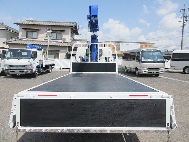 いすゞエルフクレーン3段小型（2t・3t）[写真10]