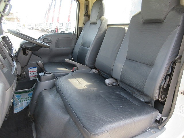 いすゞエルフクレーン3段小型（2t・3t）[写真35]