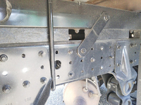 三菱ふそうキャンター平ボディ小型（2t・3t）[写真19]