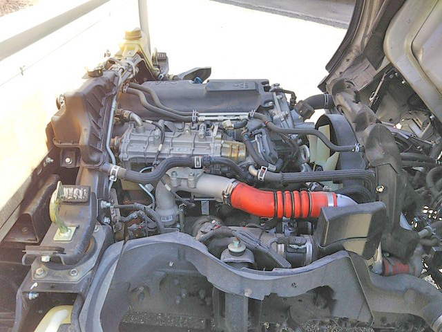 三菱ふそうキャンター平ボディ小型（2t・3t）[写真22]