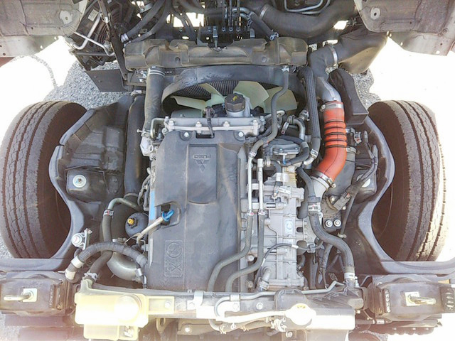 三菱ふそうキャンター平ボディ小型（2t・3t）[写真23]