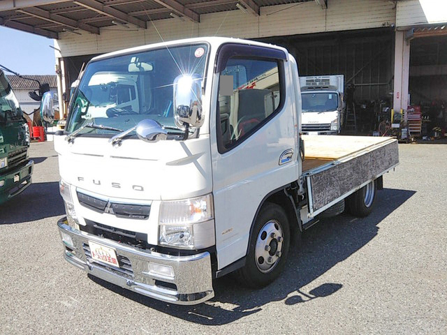 三菱ふそうキャンター平ボディ小型（2t・3t）[写真05]
