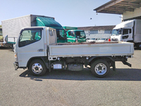 三菱ふそうキャンター平ボディ小型（2t・3t）[写真07]