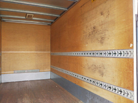 日野デュトロパネルバン小型（2t・3t）[写真16]