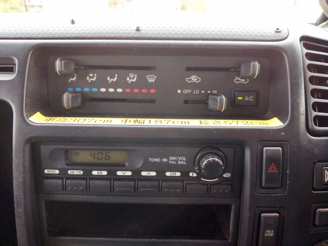 日野デュトロパネルバン小型（2t・3t）[写真38]