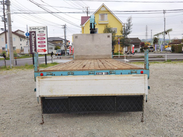 三菱ふそうファイタークレーン5段増トン（6t・8t）[写真12]