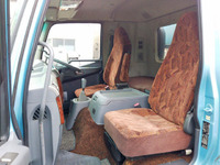 三菱ふそうファイタークレーン5段増トン（6t・8t）[写真32]