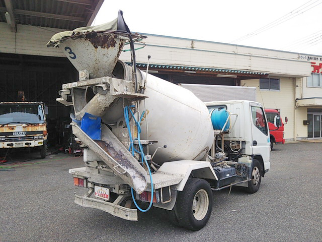 三菱ふそうキャンターミキサー車（コンクリートミキサー）小型（2t・3t）[写真02]